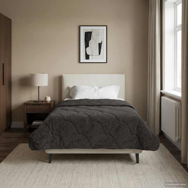 Пълно годишно юрганче Патичено Антрацит 140 x 220 cm