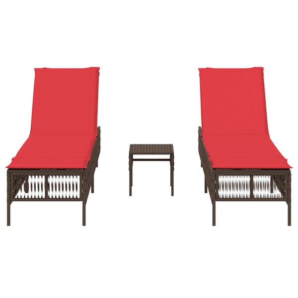 Шезлонги, 2 бр. с маса, кафяви, полиратан