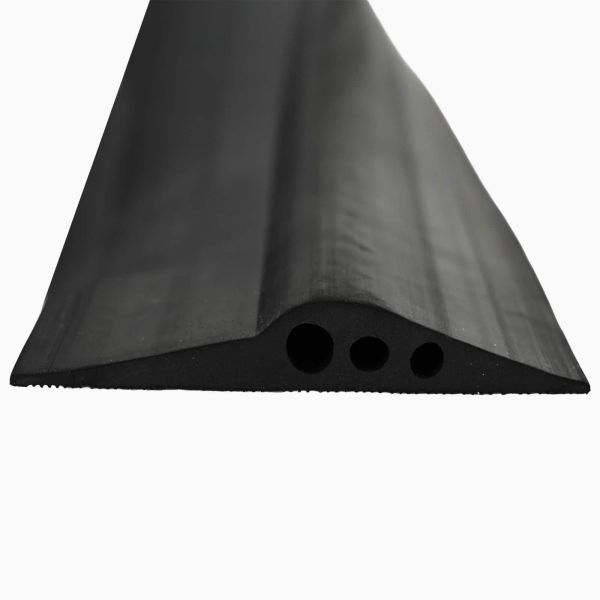 Уплътнение за Гаражна Под Черно 112 x 20 мм 5,5 м EPDM гума