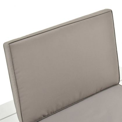 Градински лаундж столове с възглавници 4 бр пластмаса бели