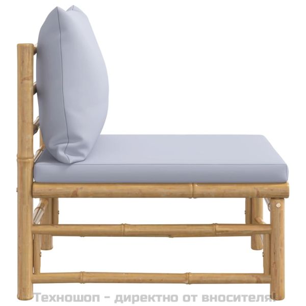 Градински среден диван със светлосиви възглавници бамбук