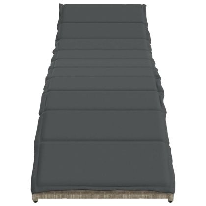 Шезлонги, 2 бр, с масичка, светлосиви, полиратан