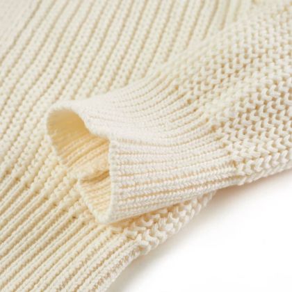 Детска жилетка, плетена, снежнобяла, 104