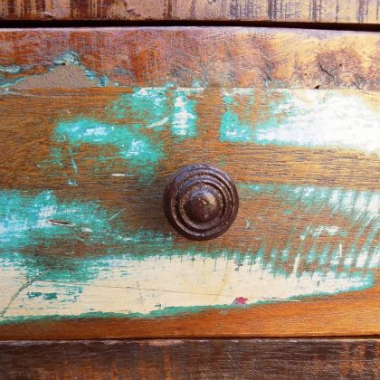 Маса за кафе със заоблен ръб и 1 чекмедже, регенерирано дърво