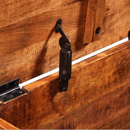 Сандък от необработено мангово дърво