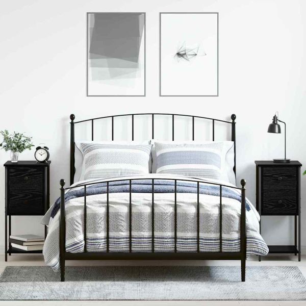 Нощен шкаф 2 pcs Черен дъб 32 x 42 x 70 см Инженерно дърво