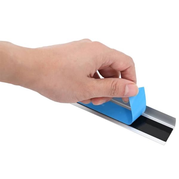 Профили за ръбове на стълби 30 pcs Сребрист 67 x 3 x 2 см