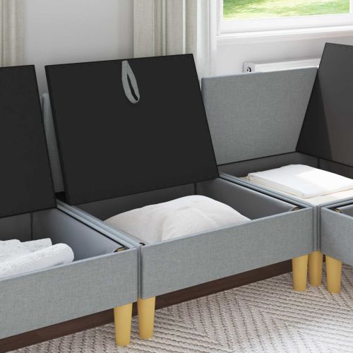 Табуретка с място за съхранение