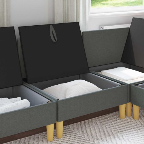 Табуретка с място за съхранение