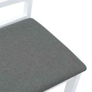 Трапезни столове с възглавници 2 бр Бяла масивна дървесина гума