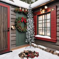 Тънка изкуствена половин коледна елха с флокиран сняг 240 см