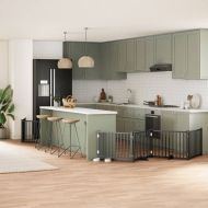 Сгъваема преграда за куче с врата 10 панела черна 800 см топола