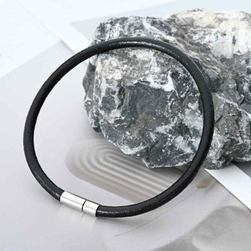 Кожена връв Черно Ø4 мм x 50 м Кожа