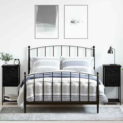 Нощен шкаф 2 pcs Черен дъб 32 x 42 x 70 см Инженерно дърво