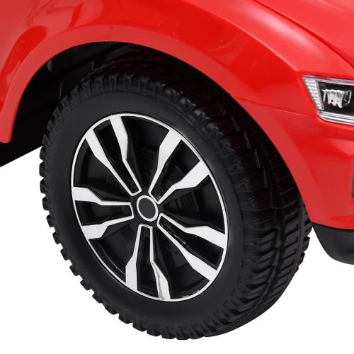 Кола за бутане Volkswagen T-Roc, червена